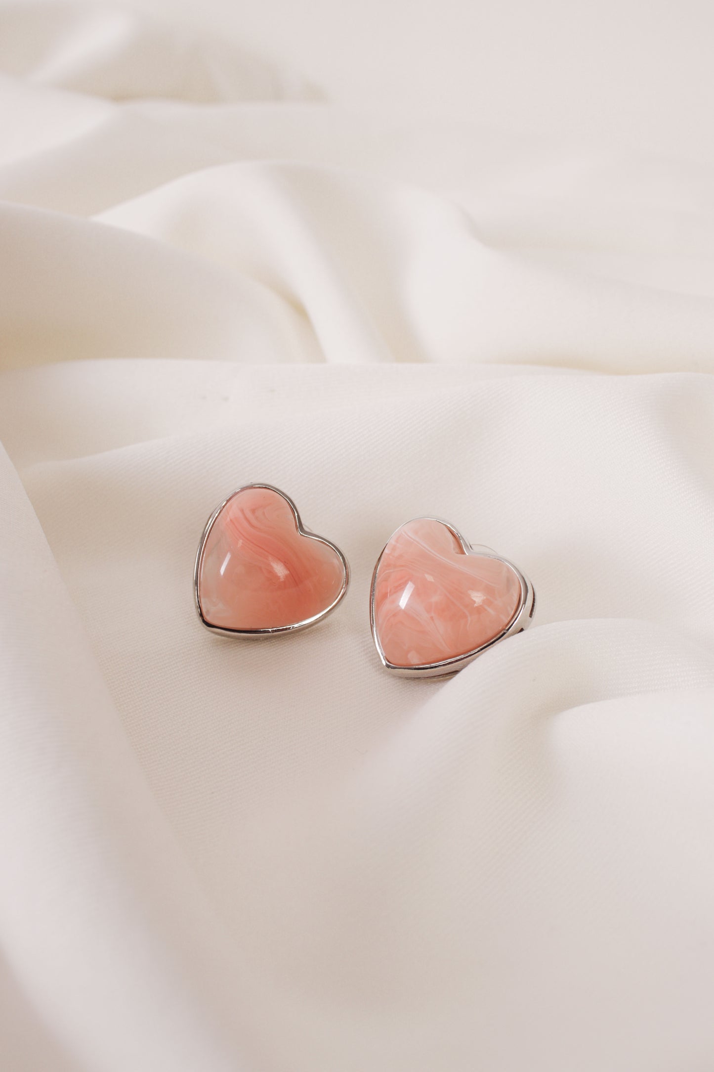 Brinco Coração Madrepérola Rosé